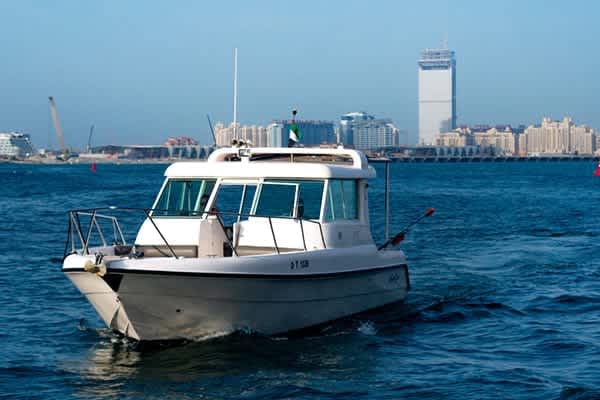 35ft Yacht Rental Dubai