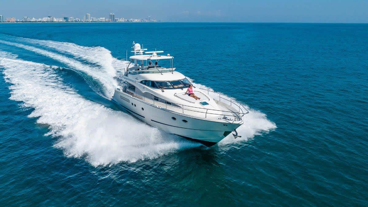 Yacht Rental Dubai